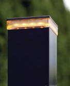Zabudovaná stĺpiková lampa / maják pre ukončenie profilu brány